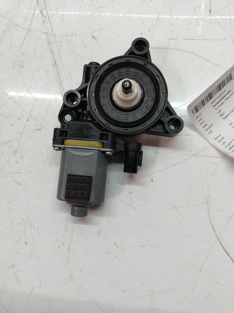 [MTD-503333] Motor del elevalunas trasero izquierdo Kia Sportage QLE 1.6 CRDi D4FE 83450-F1000