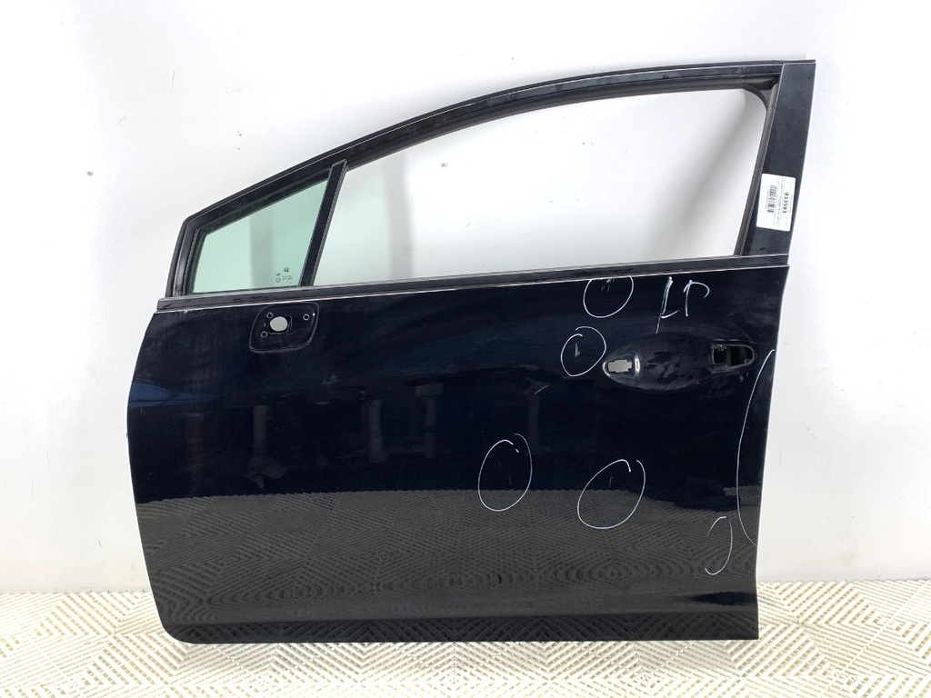 [STARK-833593] Puerta delantera izquierda HONDA CIVIC IX sedan (FB) 2011-2022