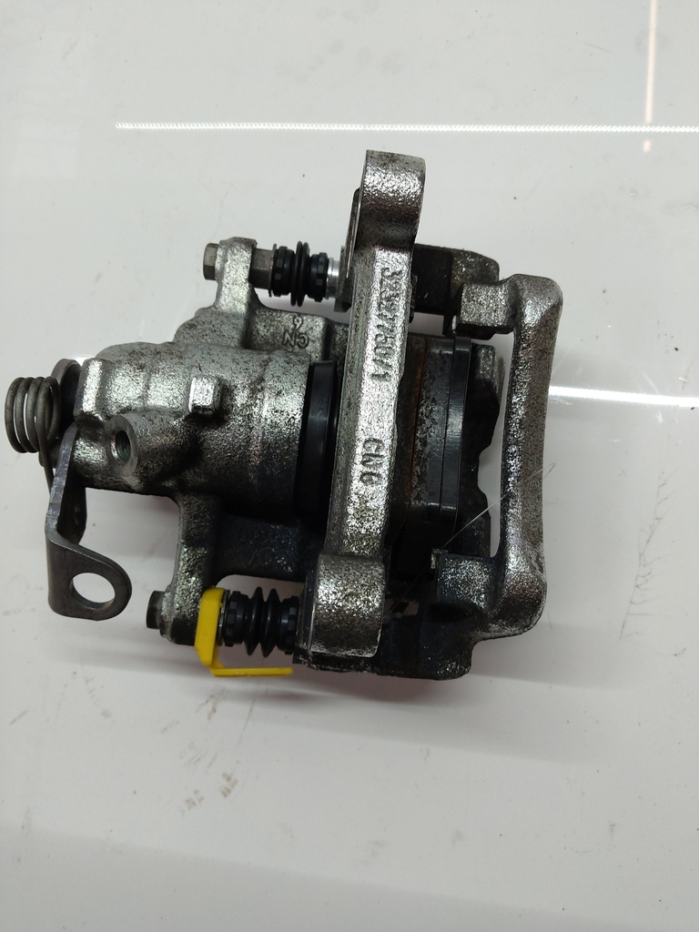 [MTD-503811] Pinza de freno derecha Renault Trafic III FG 2.0 dCi M9R717 M9R 32327750