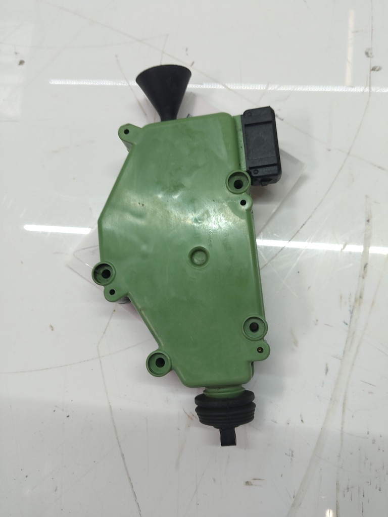 [MTD-504881] Cierre centralizado VW Transporter T4 2.5 TDI AJT 7D0959781A