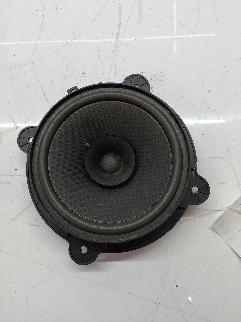 [MTD-505245] Altavoz Ssangyong Rexton EX 2.0 Xdi 4x4 D20DTR OM671.960 89300-34020