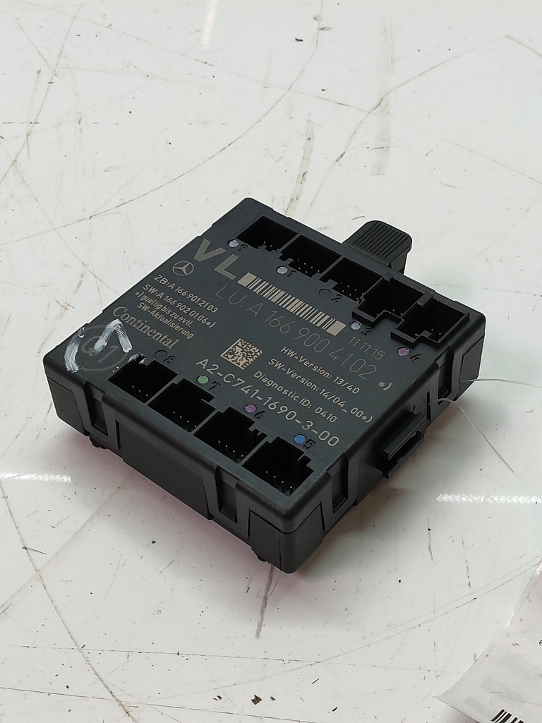 [MTD-505679] Unidad de control de puerta Infiniti Q30 2.0 T M270.920 A1669004102