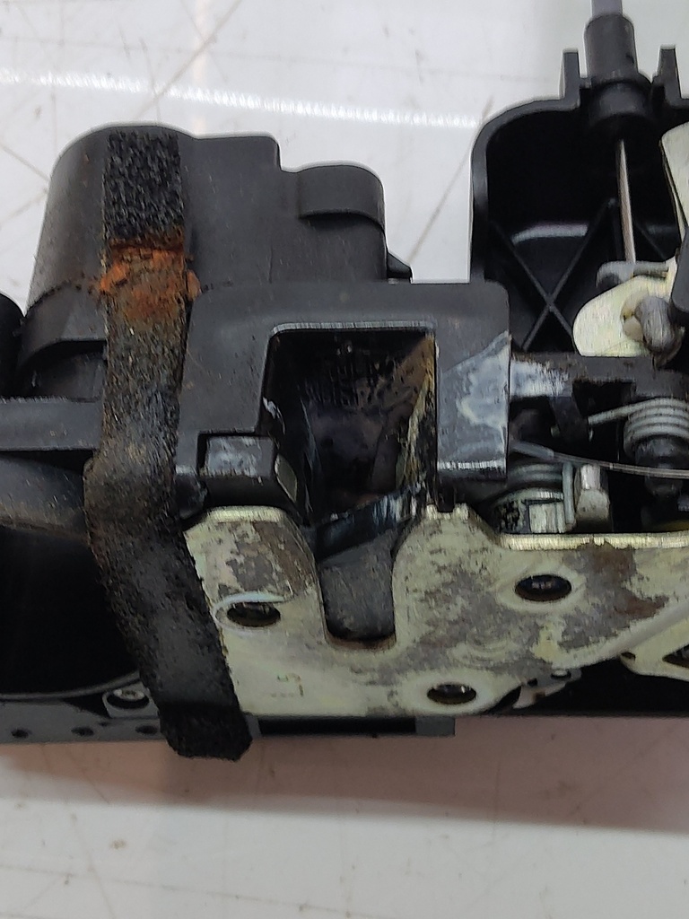 [MTD-508240] Cerradura de puerta Ssangyong Korando CK 2.0 e-XDI D20DTF A081876