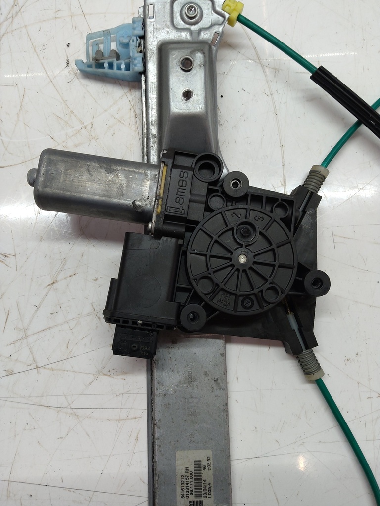 [MTD-508599] Regulador de ventana Opel Corsa D S07 1.4 Gasolina LUH A14NEL 541613212