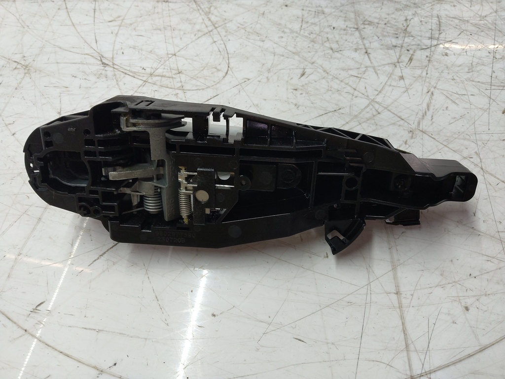 [MTD-511304] Tirador de puerta Peugeot 308 SW II 1.5 BlueHDi 102CV 2021
