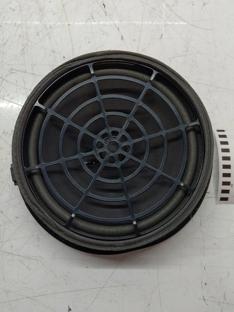[MTD-511746] Altavoz Audi A4 B9 Avant 8W5 2.0 TDI Diesel DEUA DEU 8W0035416A