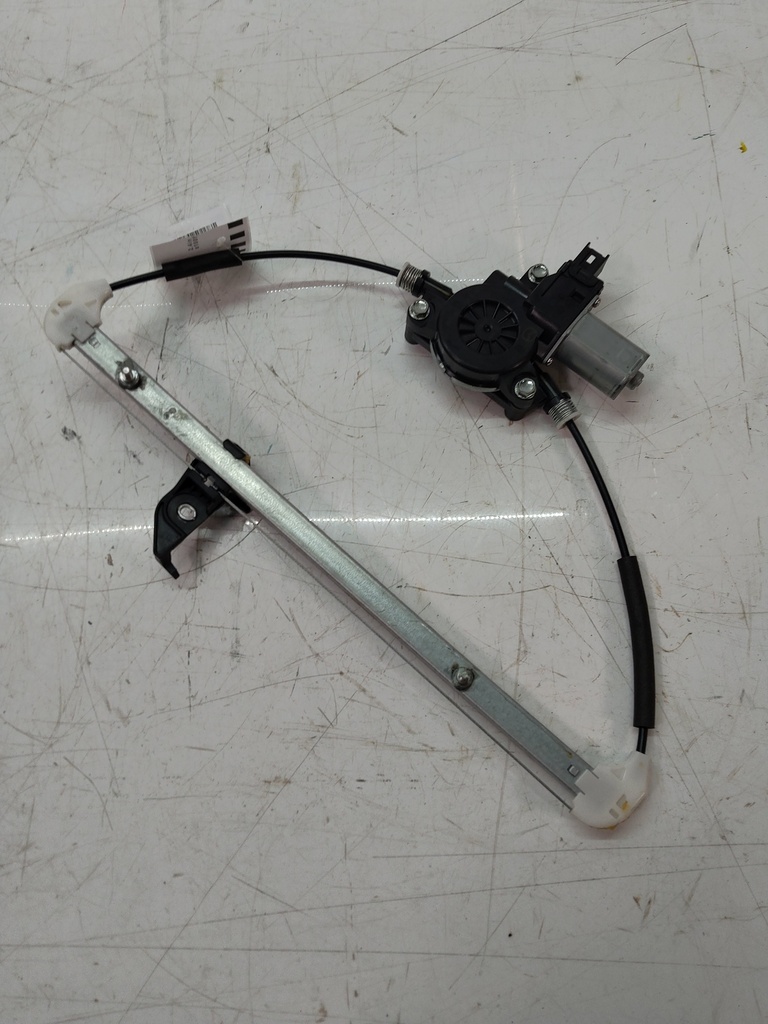[MTD-512296] Regulador de ventana Mazda 2 1.5 gasolina P5X0 BHN95858X