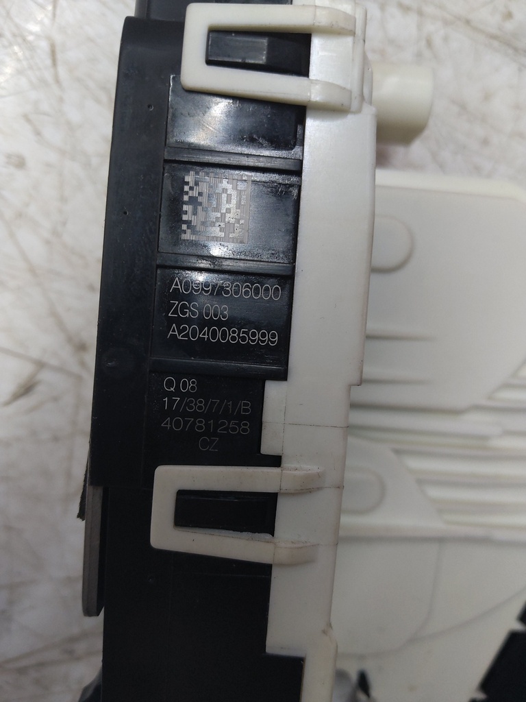 [MTD-514247] Cerradura de puerta Mercedes CLA Coupe 1.8 M270.910 A0997306000