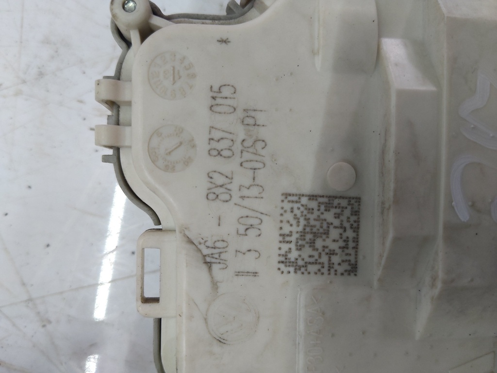 [MTD-516595] Cerradura de puerta Audi A1 8XA Sportback 1.6 TDI CAYC CAY