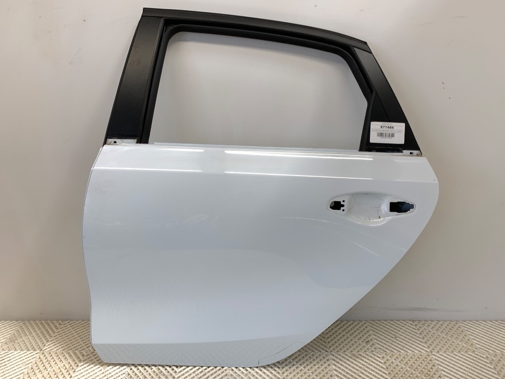 [STARK-877484] Puerta trasera izquierda KIA CEED (CD) 2018-2022