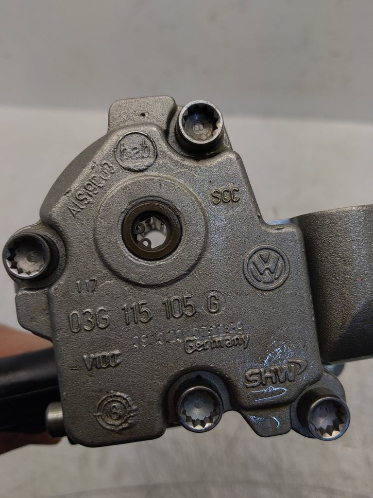 [MTD-521754] Bomba de aceite VW Passat B6 2.0 TDI CBAB CBA 03G115105