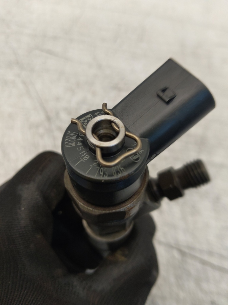 [MTD-522492] Inyector BMW Serie 3 E90 M47D20O2 204D4 M47 2.0 7793836