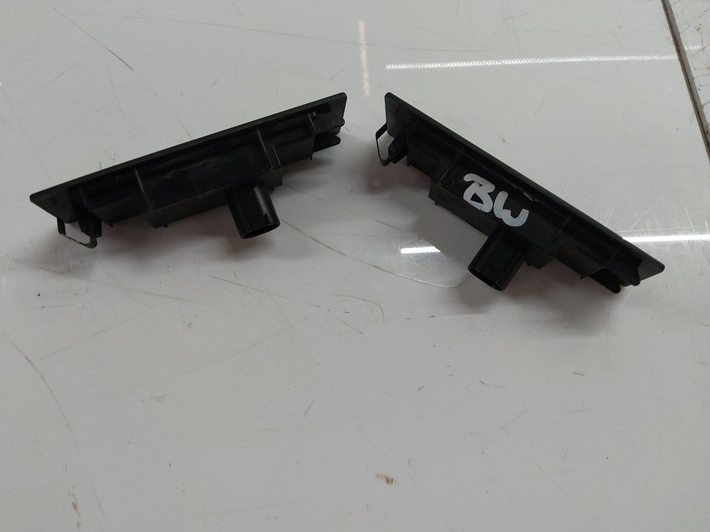 [MTD-522811] Luz de matrícula BMW Serie 1 F20 2016 B38 B15 A 1.5 7193294
