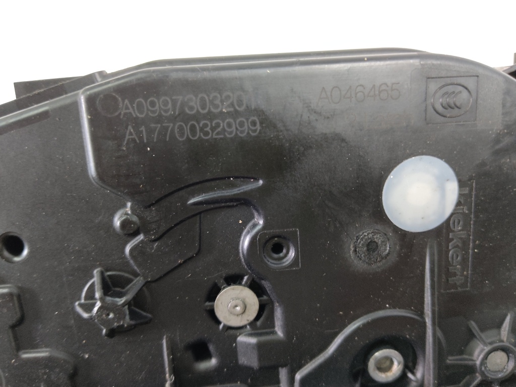 [MTD-523455] Cerradura de puerta Mercedes Clase A W177 2020 M282 282,914 1.3 A0997303201