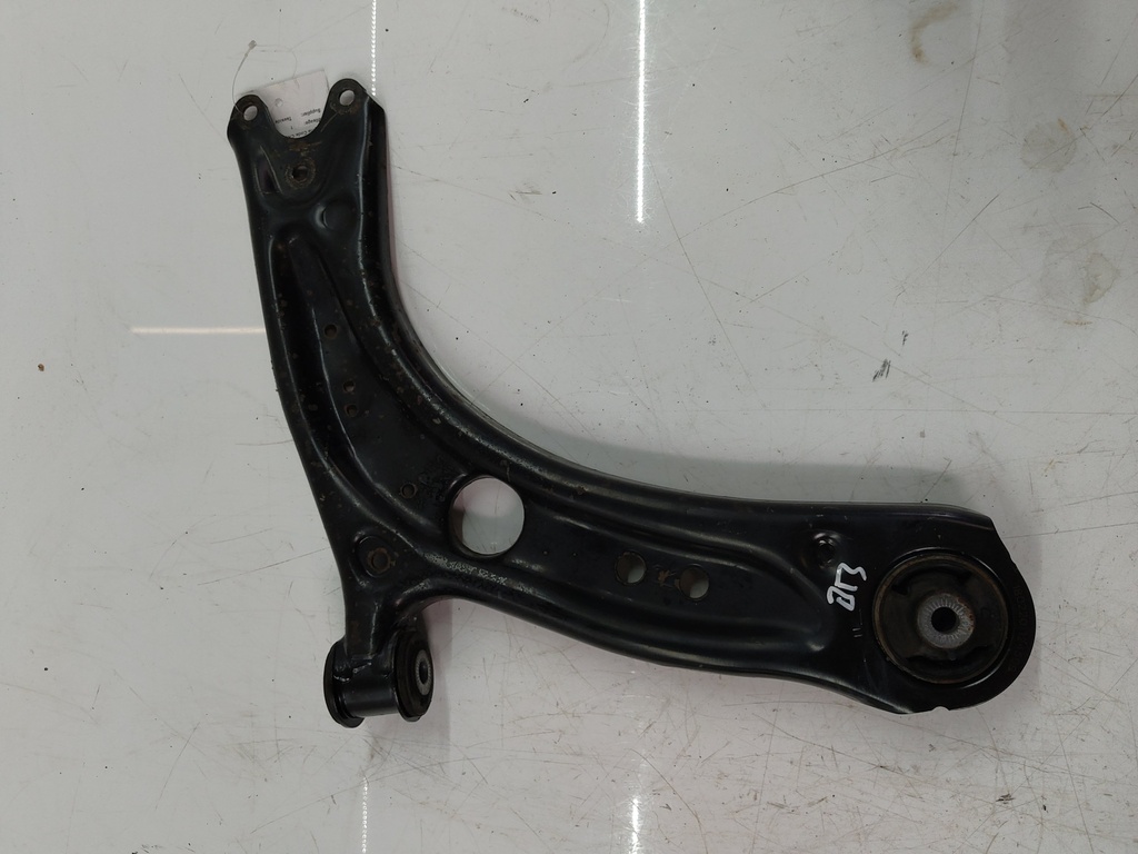 [MTD-525192] Brazo de suspensión derecho Audi A3 2.0 TDI CRLB/CRL 2014