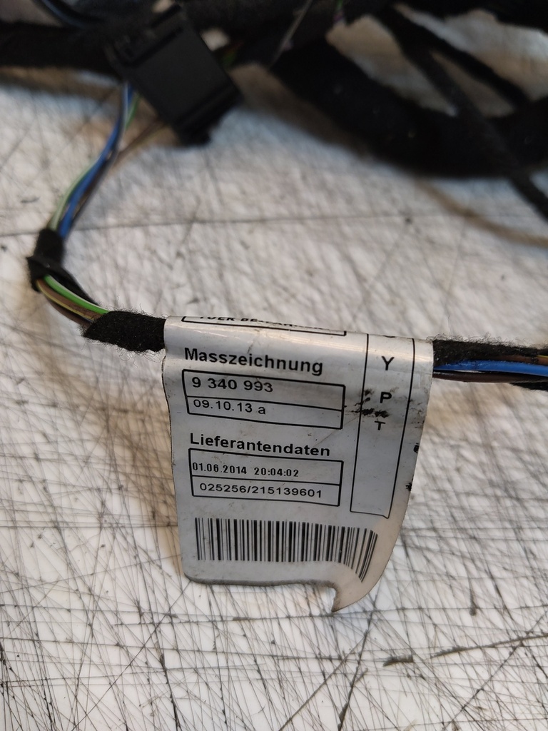 [MTD-531824] Mazo de cables puerta delantera izquierda BMW Serie 1 2014 N47D20O1