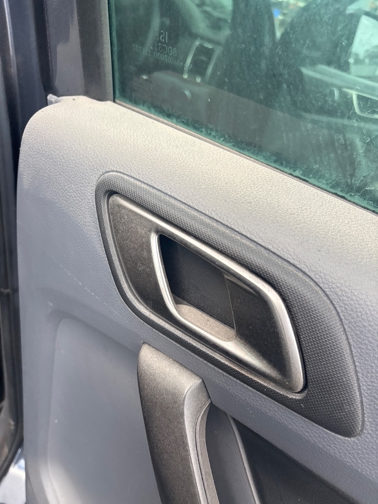 [MTD-532358] Tirador interior puerta trasera derecho Ford Ranger 2019 Sea Grey