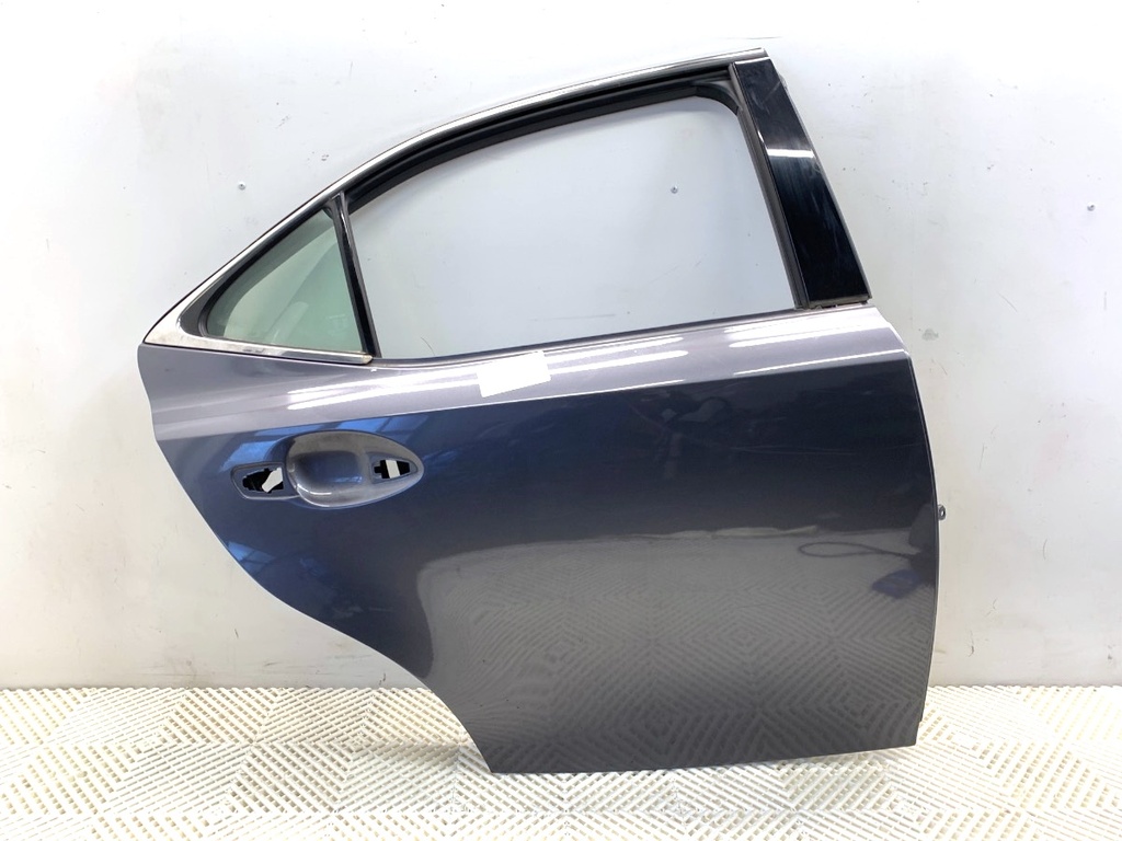[STARK-861314] Puerta trasera derecha Lexus IS III (_E3_) 2013-2022