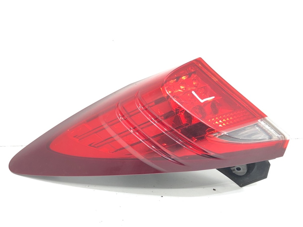 [STARK-655933] Piloto trasero izquierdo HONDA CIVIC IX (FK) 2012-2022