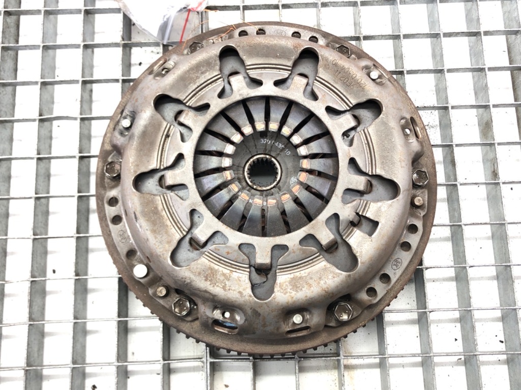 [STARK-662038] Embrague Toyota Yaris (_P9_) 1.3 VVT-i (SCP90_) 2005-2014