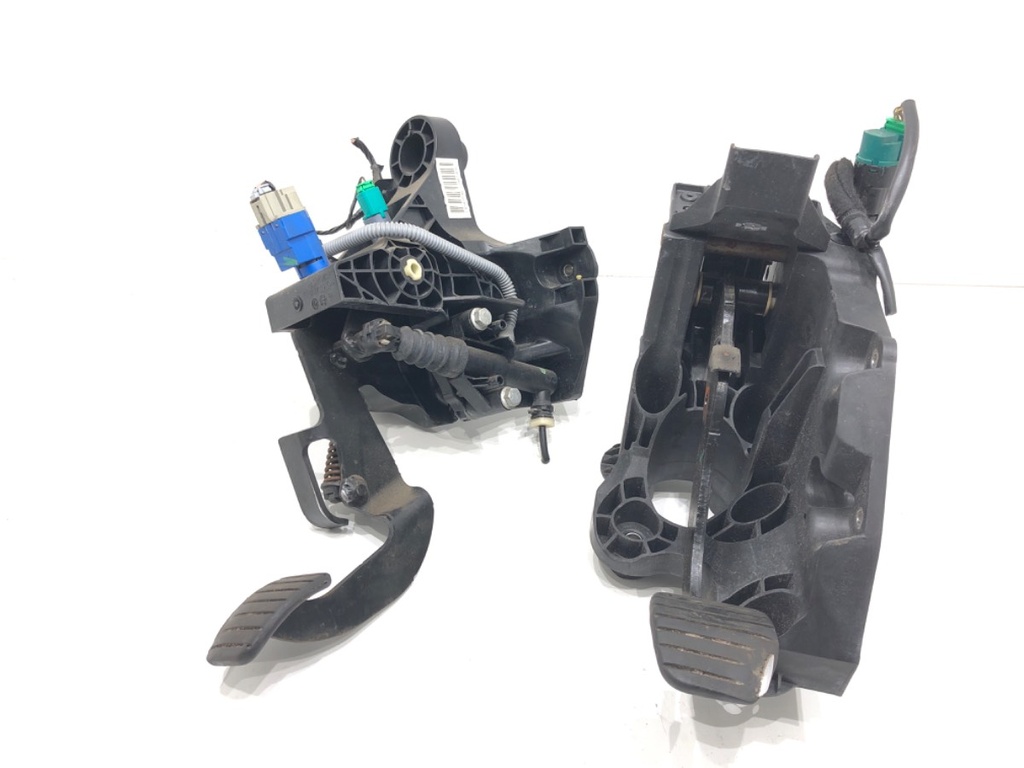 [STARK-679488] Pedales Renault Trafic III Autobus (JG_) 1.6 dCi 115 (JGMD) 2014-2022
