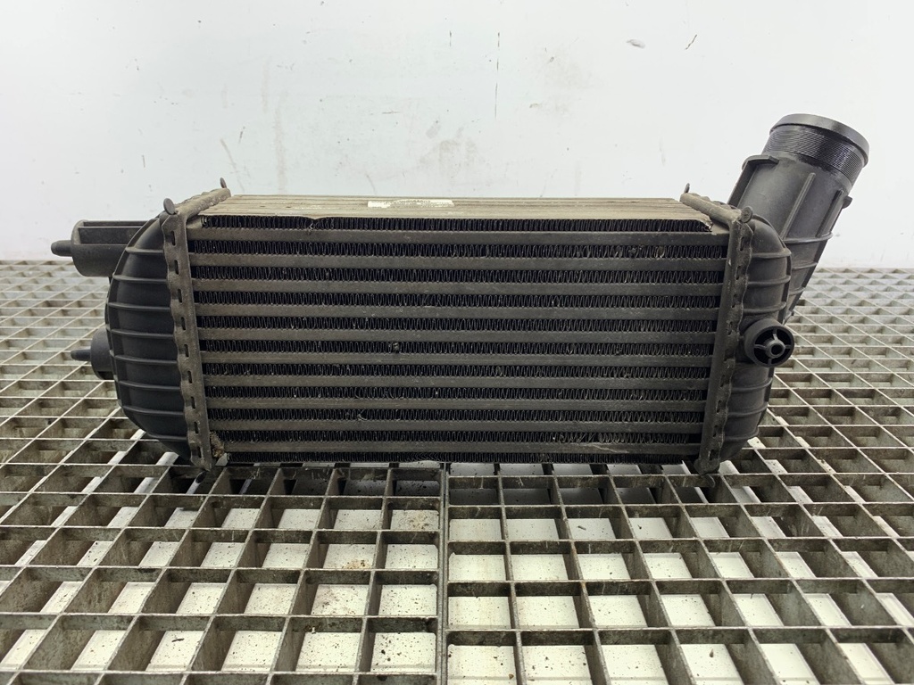 [STARK-751938] Intercooler PEUGEOT 3008 (0U_) 2.0 HDi Hybrid4 120 kW 2011-2016