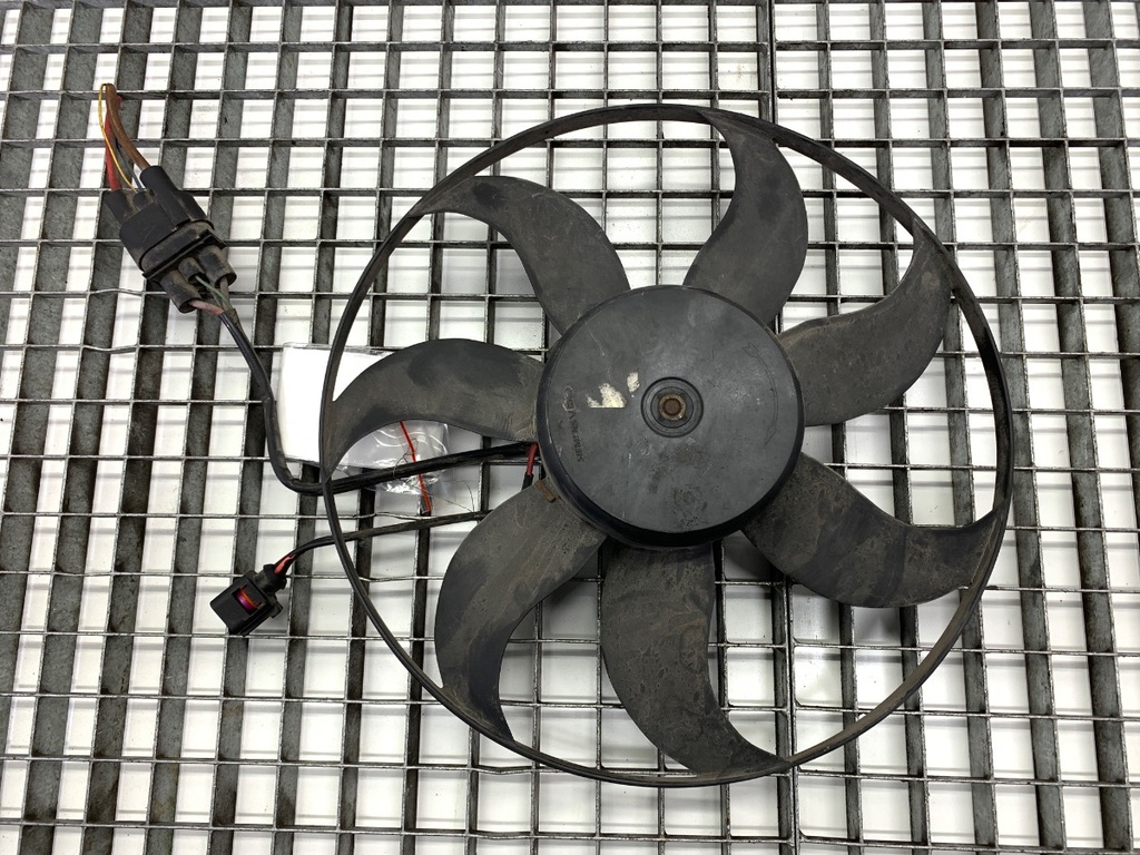 [STARK-792489] Ventilador del radiador VW Golf V (1K1) 2.0 TDI 103 kW 2004-2008
