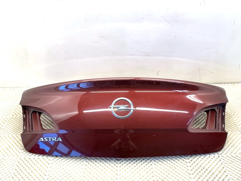 [STARK-851825] Portón trasero OPEL ASTRA J sedan 2012-2022