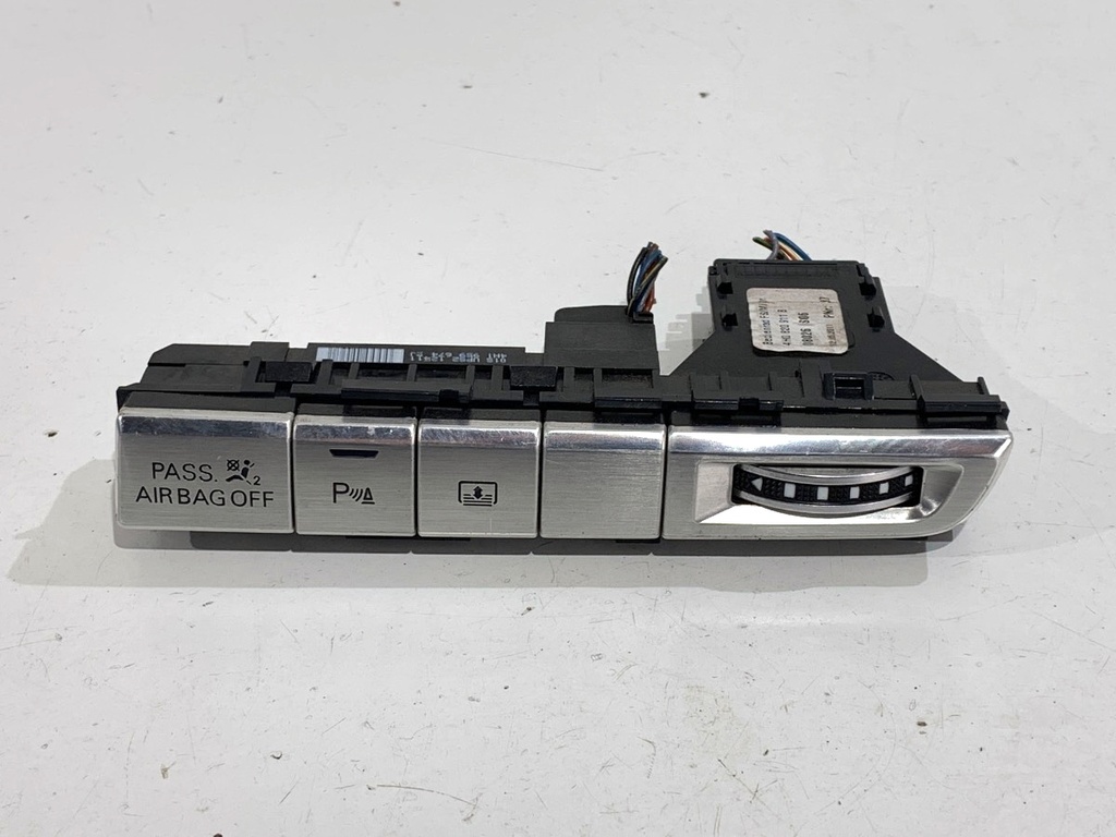 [STARK-818956] Interruptor AUDI A8 D4 (4H2, 4H8, 4HC, 4HL) 4.2 TDI quattro 2009-2018