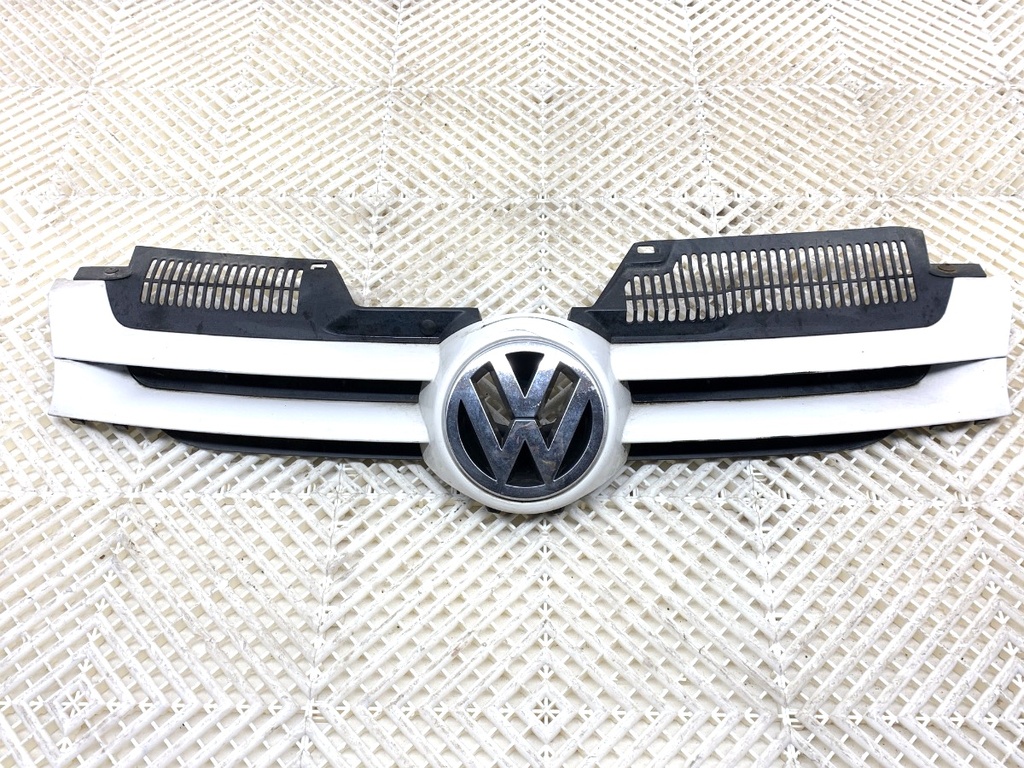 [STARK-819276] Rejilla de parachoques VW Golf V (1K1) 2003-2010