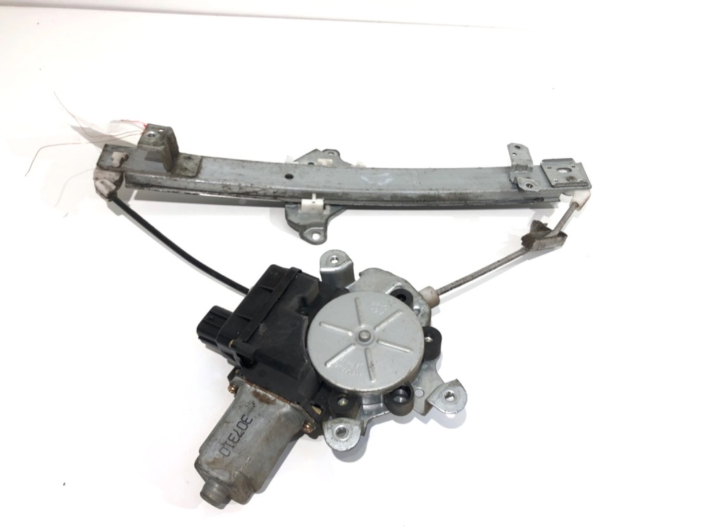 [STARK-827914] Elevador de ventana trasero izquierdo Mitsubishi Outlander I (CU_W) 2001-2008