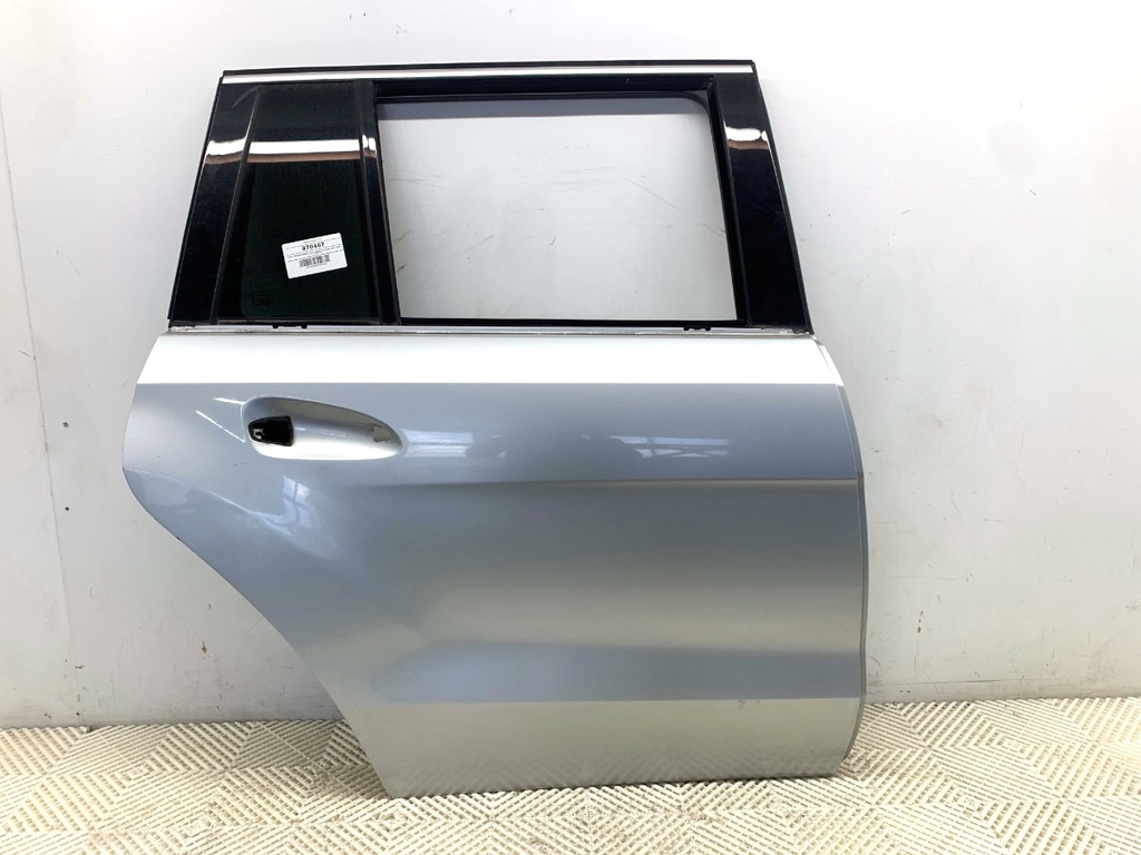 [STARK-870467] Puerta trasera derecha Mercedes-Benz Clase GL (X166) 2012-2015