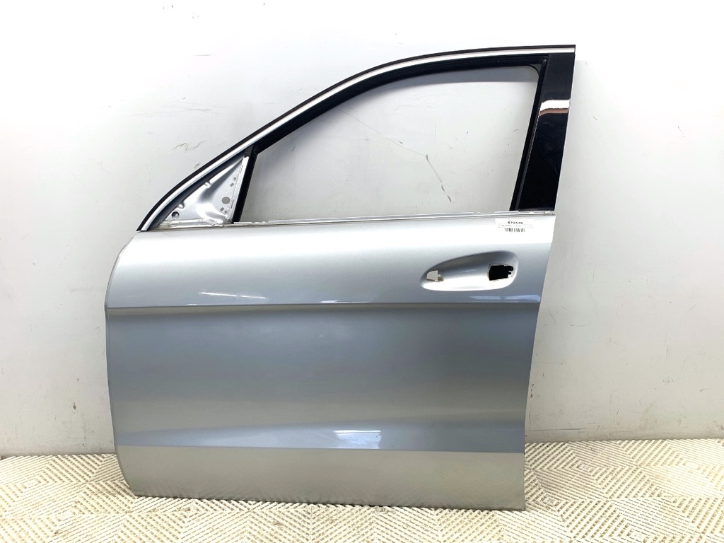 [STARK-870470] Puerta delantera izquierda Mercedes-Benz Clase GL (X166) 2012-2015