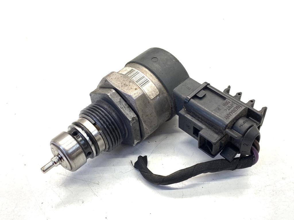 [STARK-860574] Regulador de presión de combustible SEAT IBIZA IV SC (6J1, 6P5) 1.2 TDI 55 kW 057130764AB