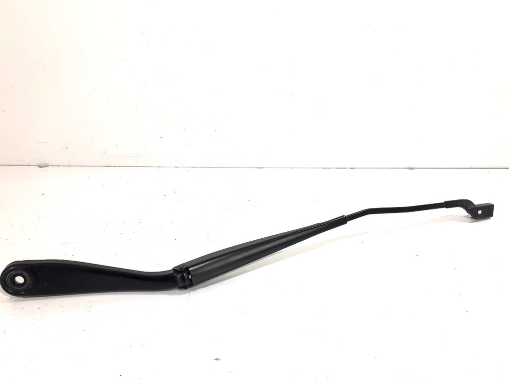 [STARK-864772] Brazo limpiaparabrisas delantero derecho BMW X5 (G05, F95) 2018-