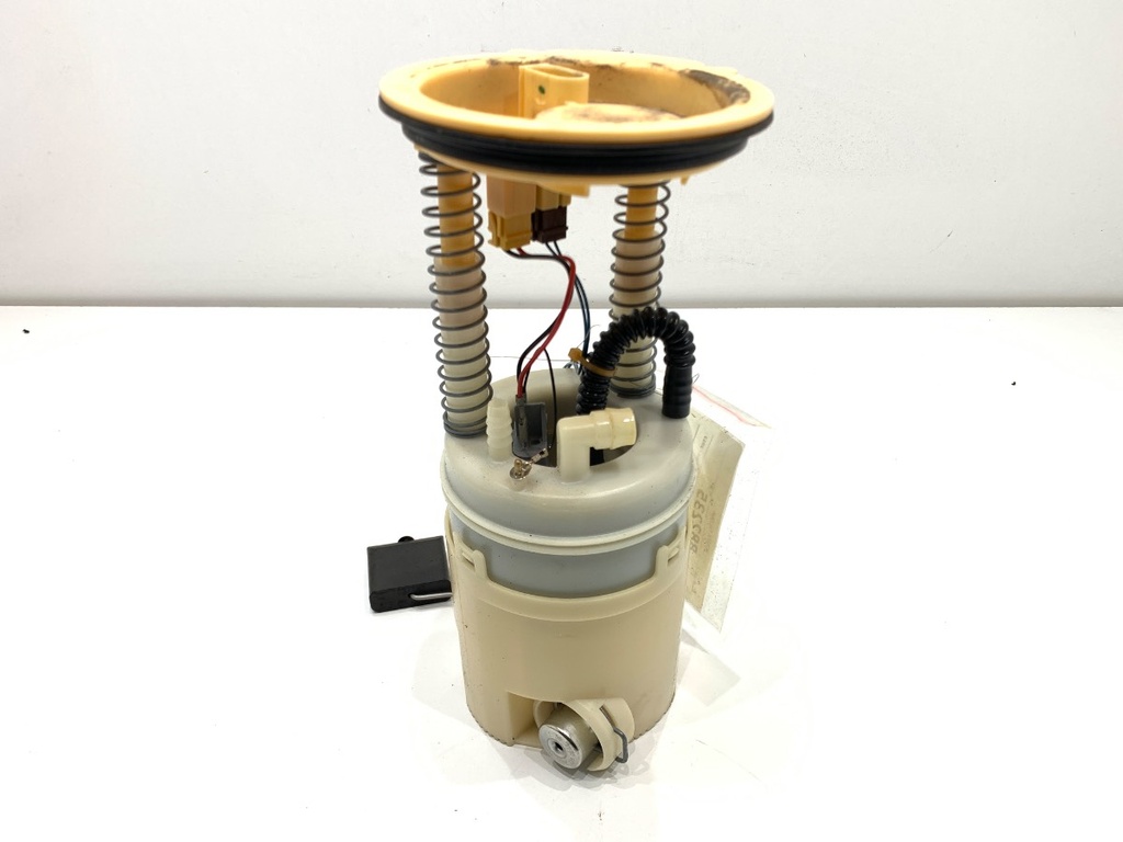 [STARK-882235] Bomba de combustible Mercedes-Benz Clase A (W169) 2004-2012 85 kW 116 CV gasolina