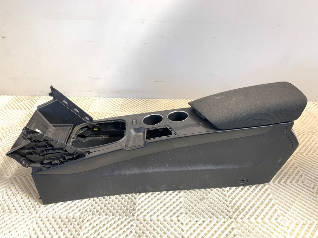 [STARK-886883] Túnel central Renault Megane IV liftback (B9A/M/N_) 2015-2022