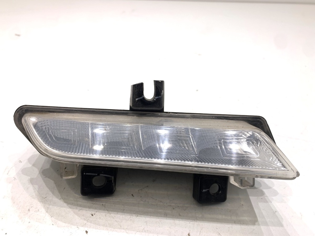 [STARK-887653] Lámpara DRL delantera derecha Renault Clio IV (BH_) 2012-2022 1.5 dCi 75