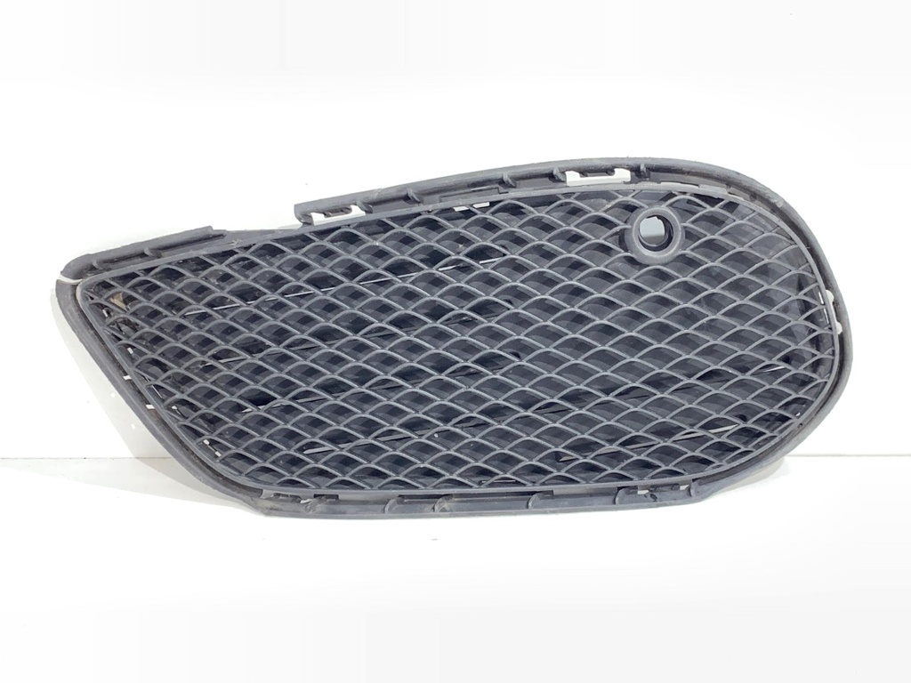 [STARK-894107] Rejilla de parachoques delantero izquierdo Mercedes-Benz Clase C (W205) C 450 AMG 4-matic 2015-2018