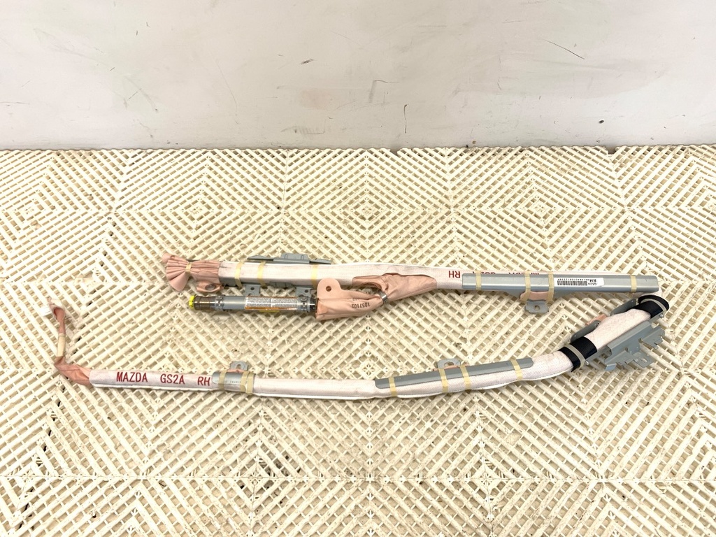[STARK-897736] Cortina de aire lateral derecha MAZDA 6 Kombi (GH) 2.0 MZR 108 kW 2007-2013