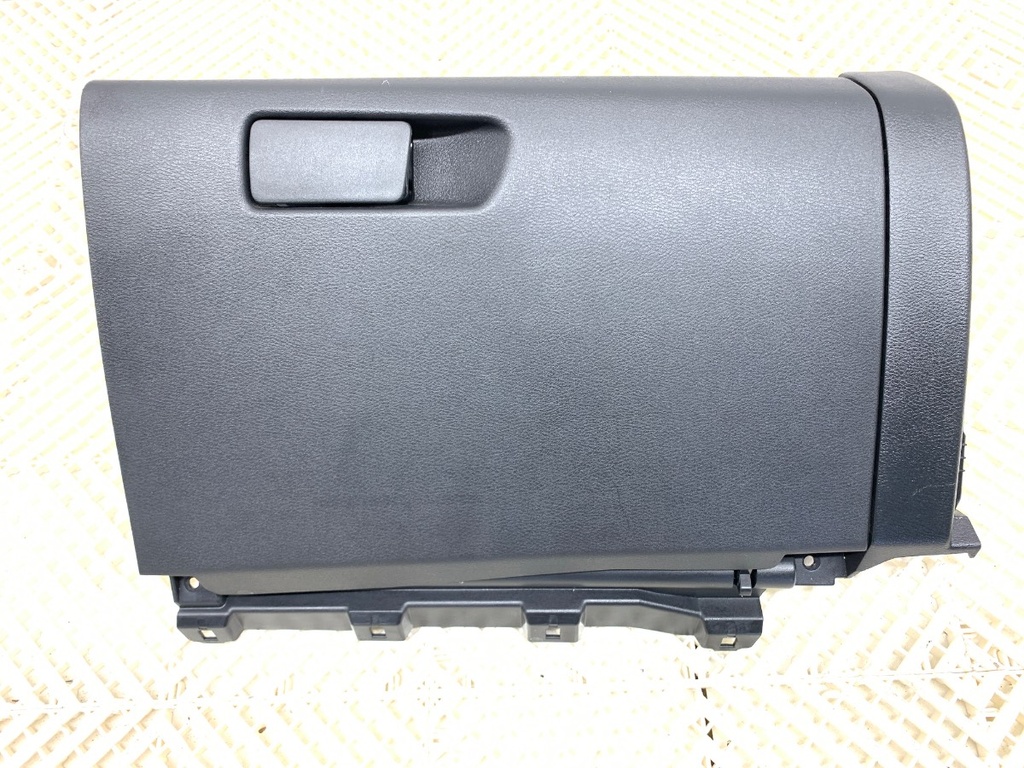 [STARK-899300] Guantero Nissan Qashqai III (J12) 2021-2022