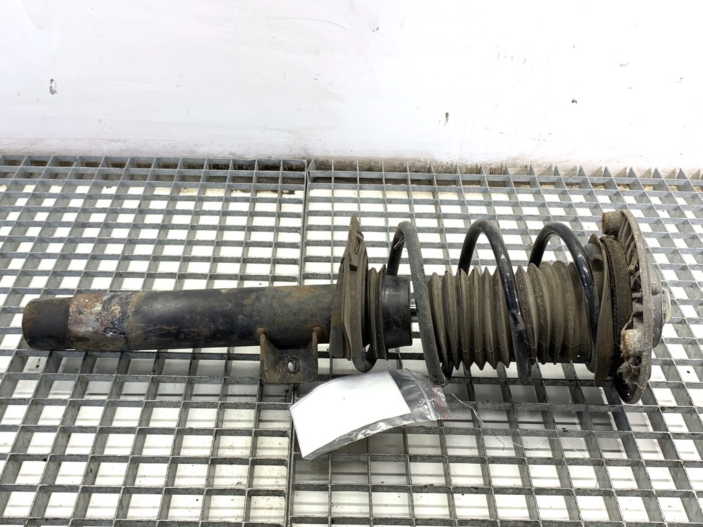 [STARK-902218] Amortiguador delantero izquierdo BMW Serie 3 (F30, F80) 2011-2018