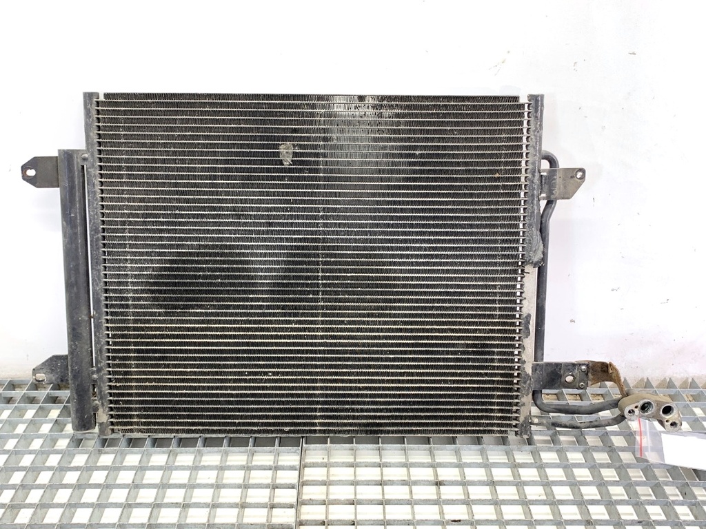[STARK-903692] Radiador de aire acondicionado VW Touran (1T1, 1T2) 2003-2010
