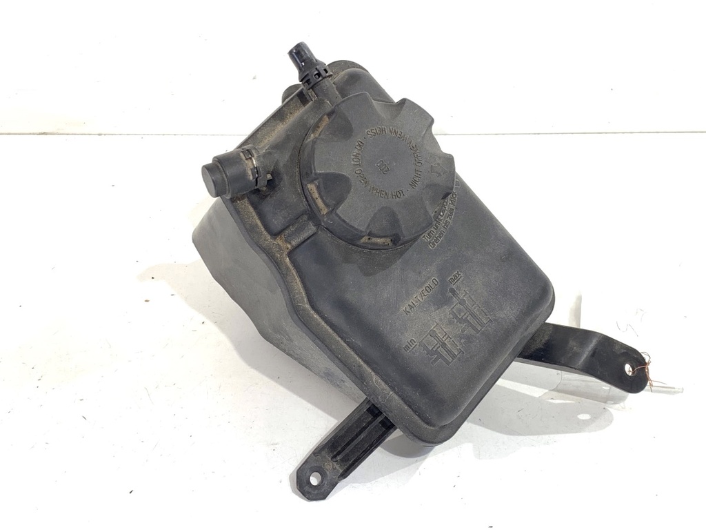 [STARK-904708] Depósito de expansión de refrigerante BMW Serie 5 (E60) 520i 125 kW 2003-2010