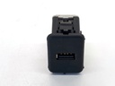 Puerto USB Opel Corsa E (X15) 1.4 66 kW 2014-2022