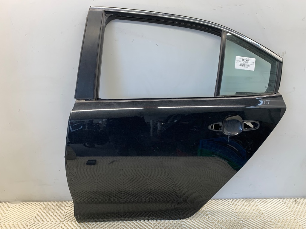 [STARK-887375] Puerta trasera izquierda Toyota Corolla sedán (_E21_) 2019-2022