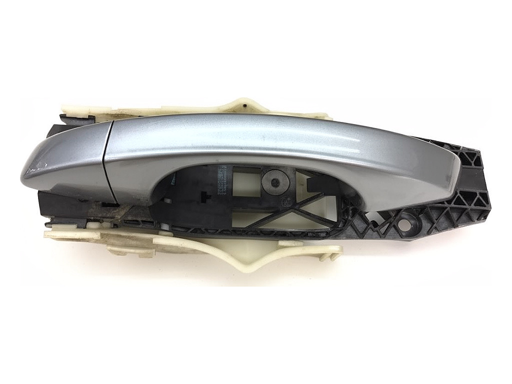 [STARK-923473] Maneta exterior trasera izquierda SKODA SUPERB III Kombi (3V5) 2015-2022