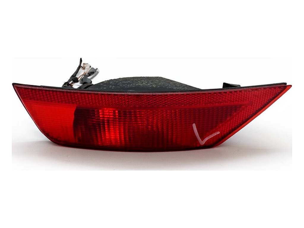 [STARK-923518] Piloto trasero izquierdo de parachoques FORD KUGA I 2008-2012