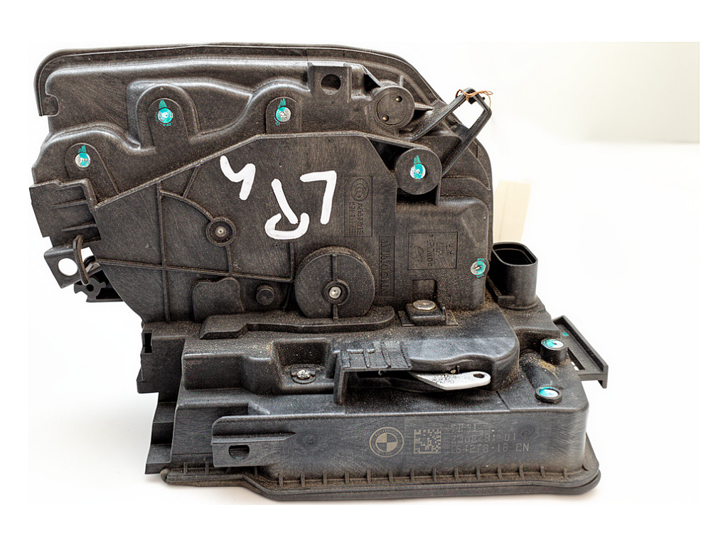 [STARK-924208] Cerradura de puerta delantera izquierda BMW X5 (F15, F85) 2013-2018