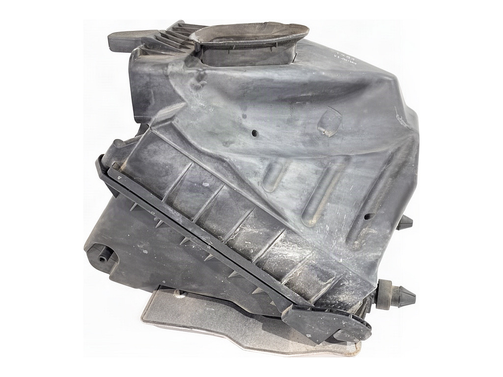[STARK-936162] Caja de filtro de aire Audi A4 B6 Avant (8E5) 1.9 TDI 96 kW 2001-2004